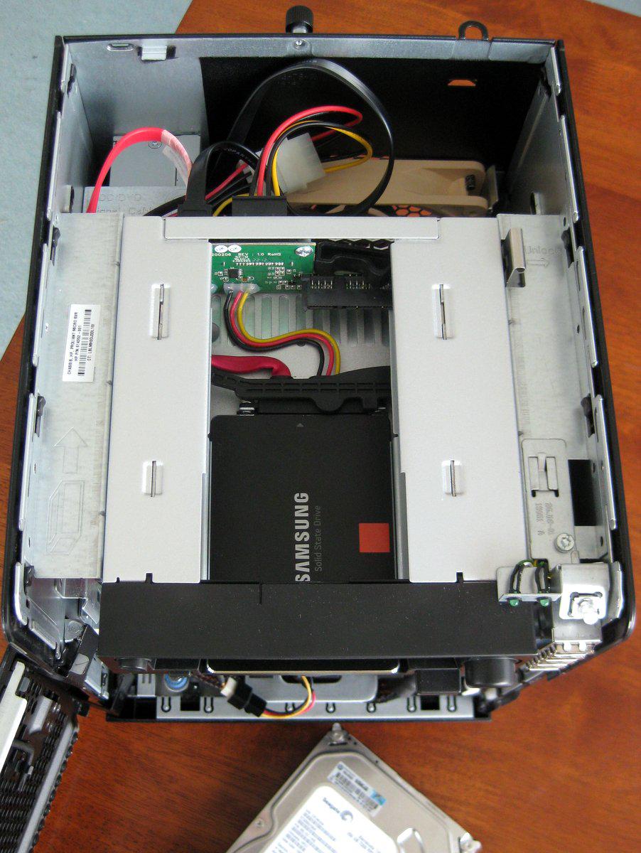 Top internal view of the NAS after removing the HDD